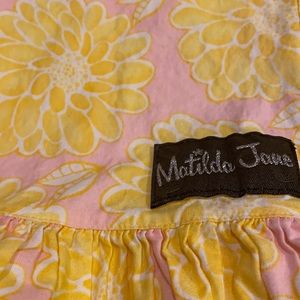 Matilda Jane capris size 6